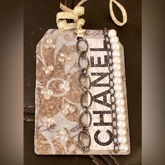 Designer Inspired Swarovski Crystal Gift Tags, Bags Tags, Wine Tags, Ornaments - Picture 2 of 8